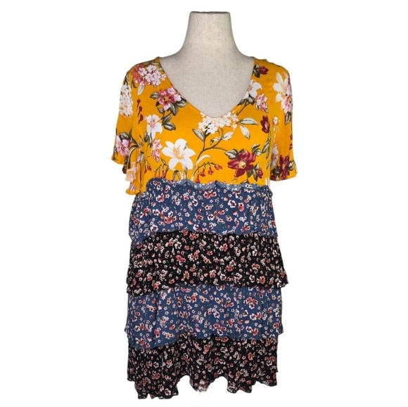 Umgee USA Boho Floral Patchwork Ruffle Tiered Mini Dress Size Large - Picture 1 of 6